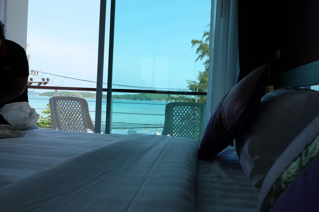 Phuket Seaview Resotel Rawai Szoba fotó