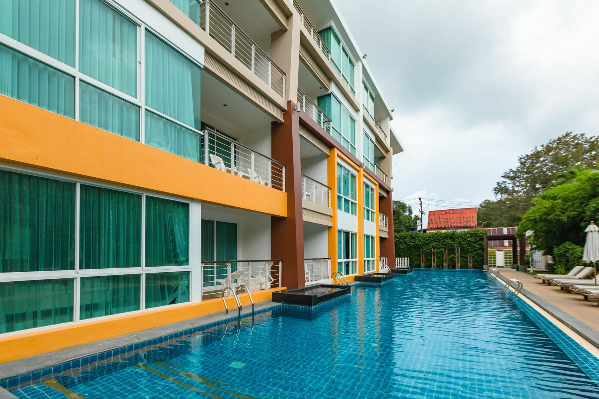 Phuket Seaview Resotel Rawai Kültér fotó